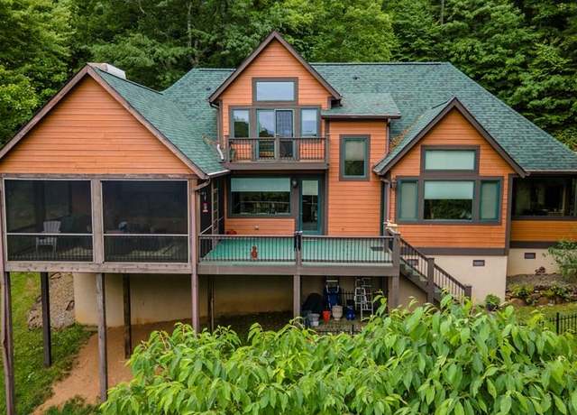 Property at 1562 Garnet Rd, Sylva, NC 28779, 3 beds, 3.5 baths