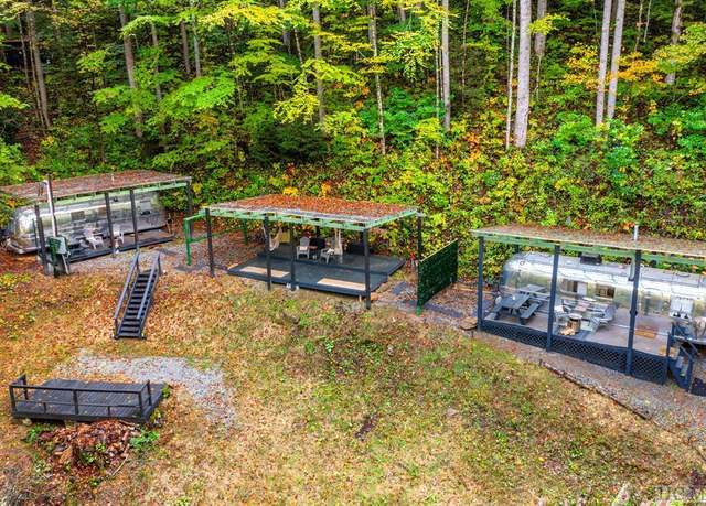 Property at 100 Locust Flats Rd, Franklin, NC 28734