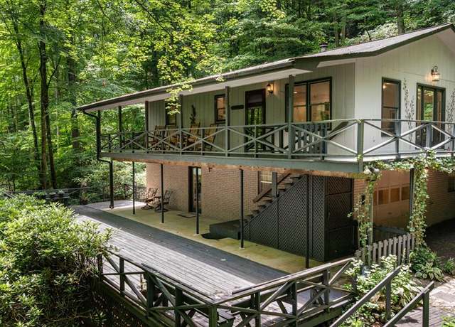 Property at 270 Waterfall Ln, Franklin, NC 28734, 2 beds, 2 baths