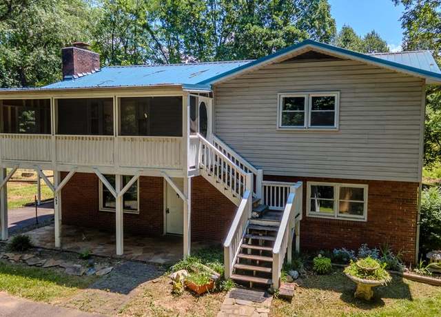 Property at 153 Church Hill Ln, Franklin, NC 28734, 3 beds, 3 baths