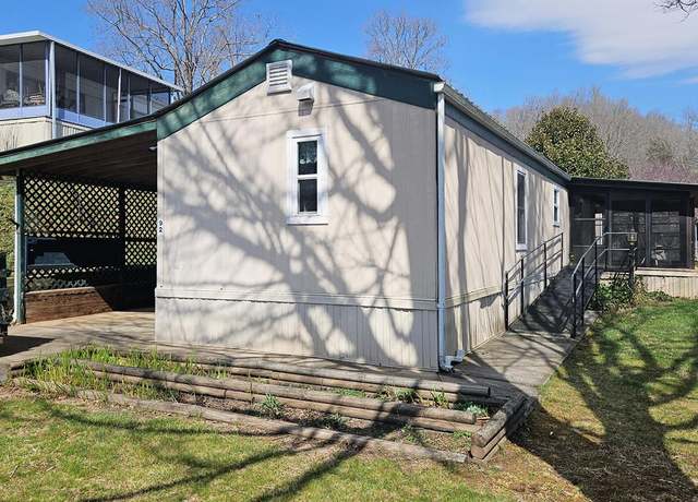 Property at 92 Rolling Acres Trl, Franklin, NC 28734, 2 beds, 2 baths