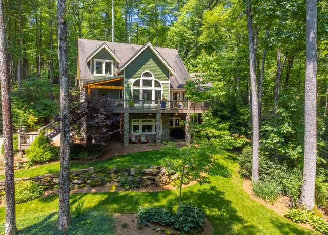 Property at 6736 Wayah Rd, Franklin, NC 28734, 3 beds, 3.5 baths