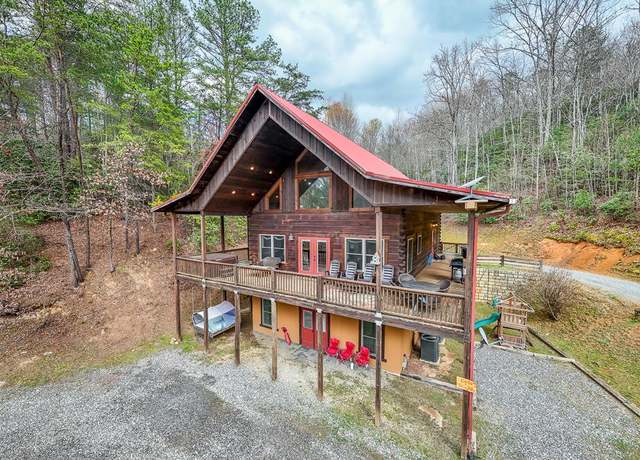 Property at 271 Tin Man Rd, Bryson City, NC 28713, 3 beds, 4.5 baths