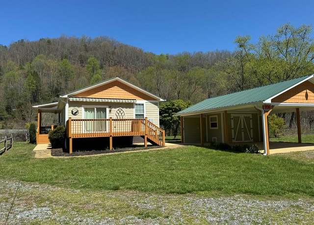 Property at 990 Hornet Dr, Whittier, NC 28789, 2 beds, 2 baths