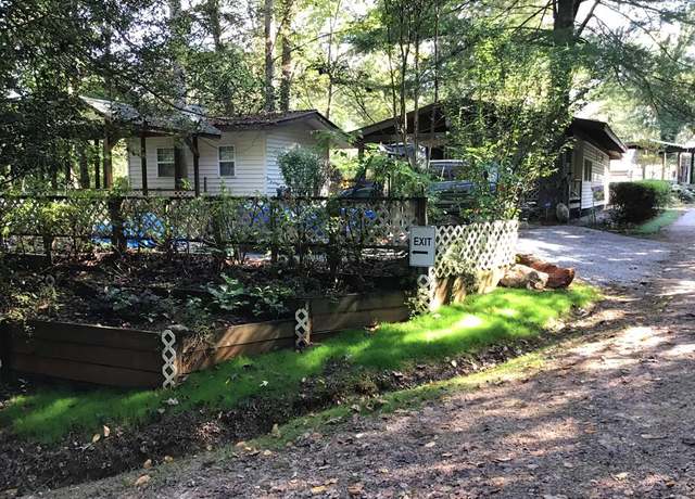 Property at 156 Finch Knob Rd, Otto, NC 28763, 2 beds, 2 baths