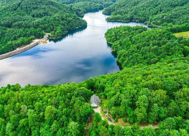 Property at 612 Old Home Place Rd, Tuckasegee, NC 28783, 2 beds, 2.5 baths