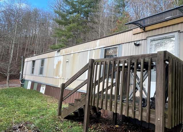 Property at 202 Thomas Dr, Almond, NC 28702, 2 beds, 2 baths