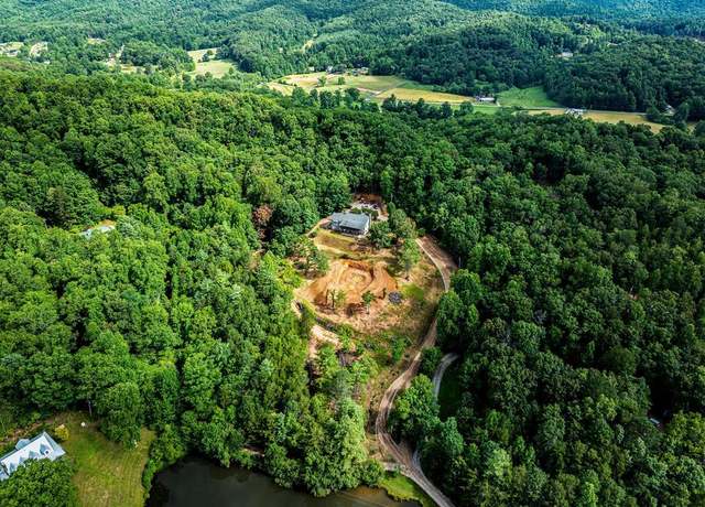 Property at 159 Kings Cove Rd, Franklin, NC 28734, 3 beds, 3 baths