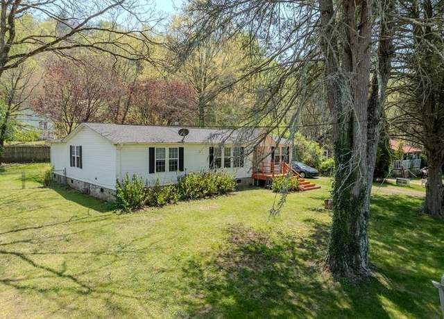 Property at 51 Kenneth Cooper Rd, Whittier, NC 28789, 2 beds, 2 baths