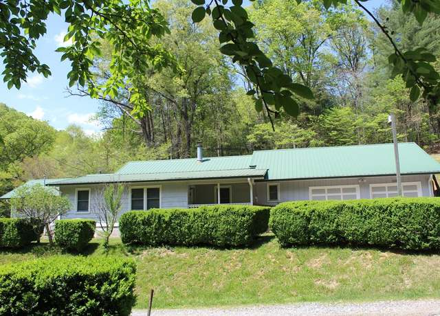 Property at 6125 & 6121 Rd, Whittier, NC 28789, 4 beds, 4 baths