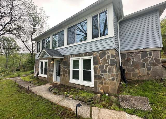 Property at 4 & 6 Skyview Rd, Whittier, NC 28789, 5 beds, 4 baths