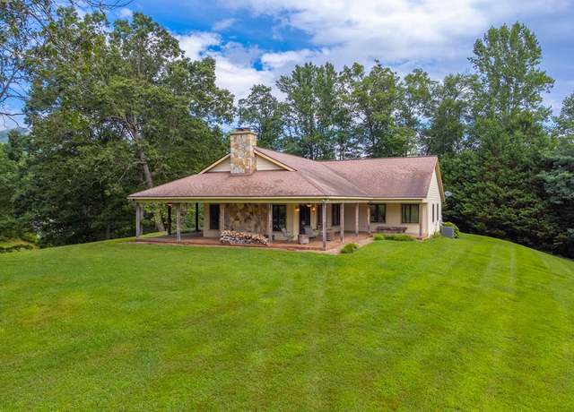 Property at 366 Younce Creek Rd, Franklin, NC 28734, 3 beds, 3 baths