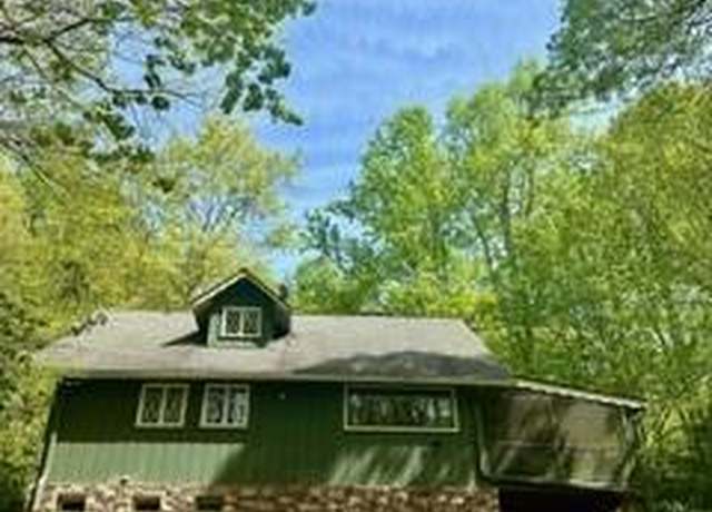 Property at 87 Indian Creek Rd, Franklin, NC 28734, 6 beds, 3 baths
