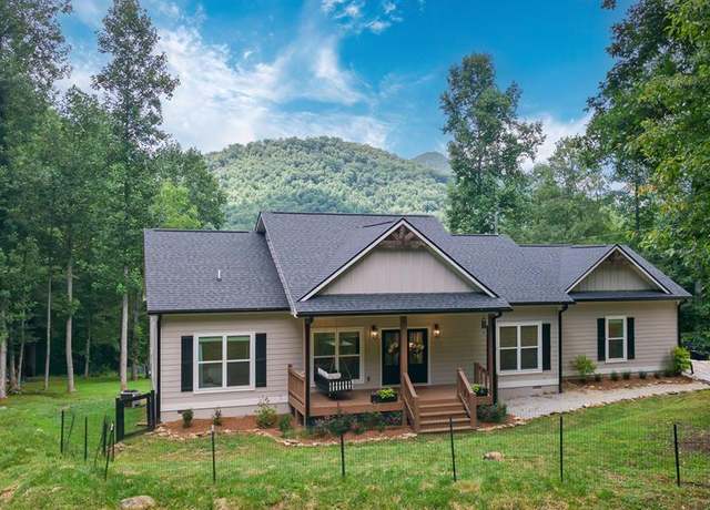 Property at 121 Rocky Branch Rd, Franklin, NC 28734, 3 beds, 2 baths