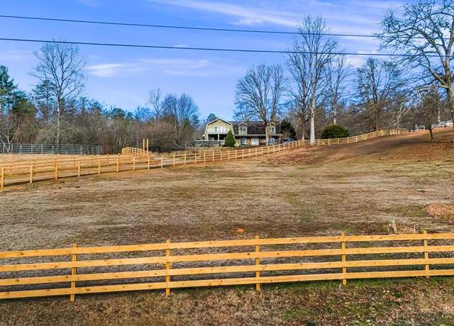 Property at 177 Bob Penland Rd, Hayesville, NC 28904, 4 beds, 3.5 baths
