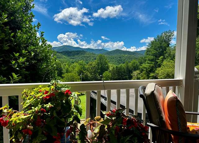 Property at 177 Bob Penland Rd, Hayesville, NC 28904, 4 beds, 3.5 baths