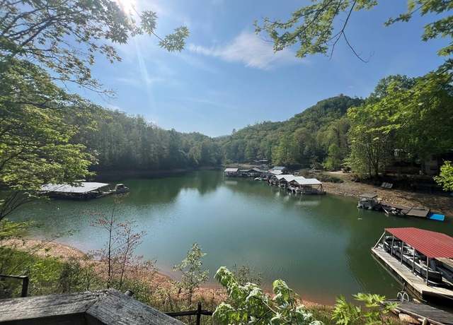 Property at 208 Lakeview Dr, Almond, NC 28702, 4 beds, 1 bath