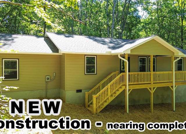 Property at 58 Sunrise Dr, Franklin, NC 28734, 3 beds, 2 baths
