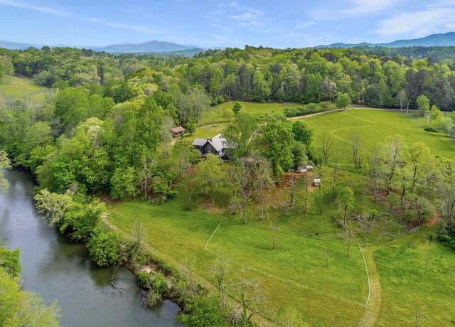 Property at 953 Rose Creek Rd, Franklin, NC 28734, 3 beds, 3.5 baths
