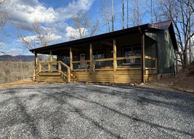 Property at 132 E Valleyvista Ln, Whittier, NC 28789, 2 beds, 2 baths