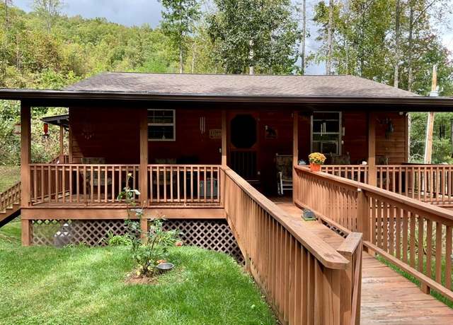 Property at 146 Soap Stick Dr, Sylva, NC 28779, 2 beds, 2 baths