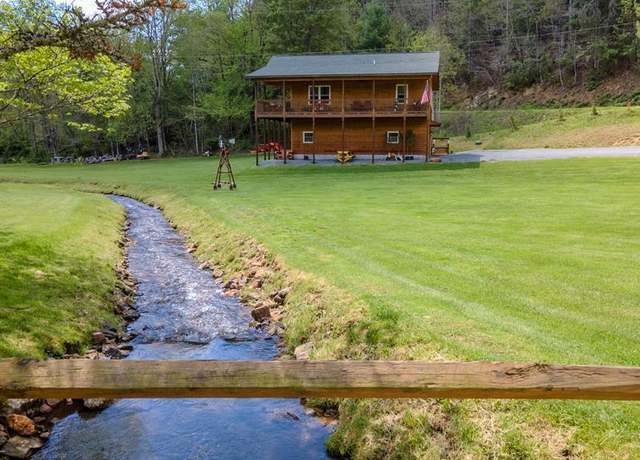 Property at 3234 Winding Stairs Rd, Topton, NC 28781, 2 beds, 3 baths