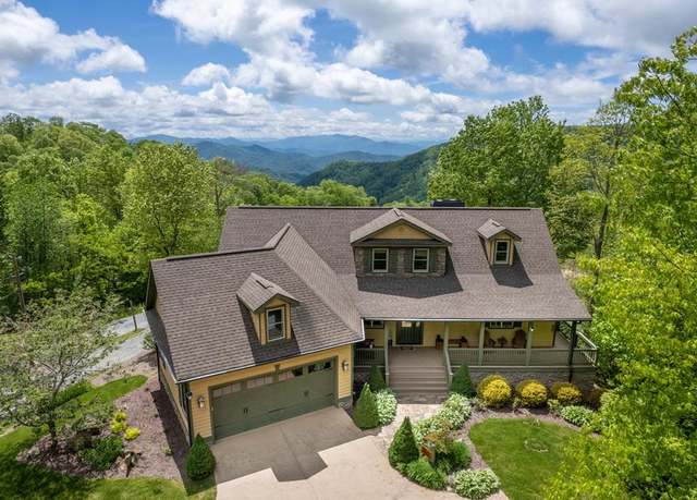 Property at 27 Indianola Ln, Bryson City, NC 28713, 3 beds, 3.5 baths