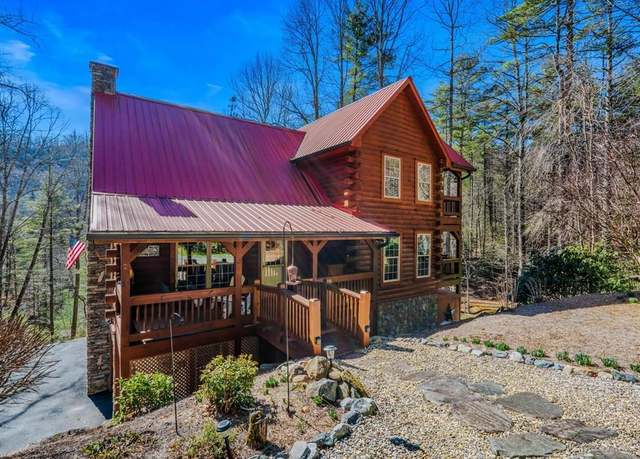 Property at 3541 Dendy Orchard Rd, Highlands, NC 28741, 3 beds, 3.5 baths