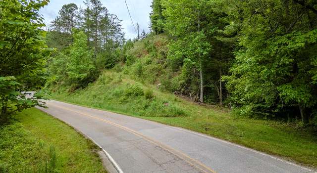 Photo of 451 West Dills Creek Rd, Franklin, NC 28734