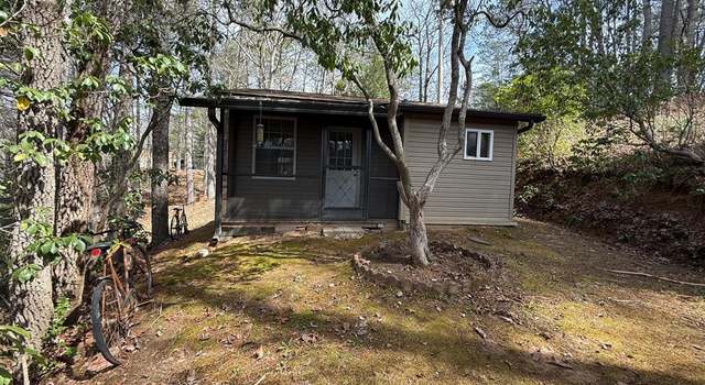 Photo of 264 Armour Rd, Whittier, NC 28789