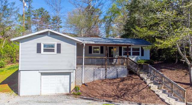 Photo of 41 Lamplighter St, Franklin, NC 28734