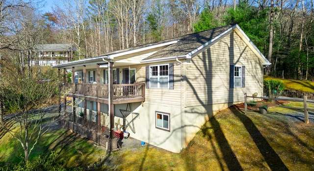 Photo of 60 Sky Ridge Ct, Sylva, NC 28779