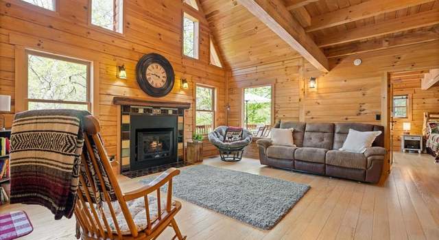 Photo of 201 Stockton Rd, Franklin, NC 28734