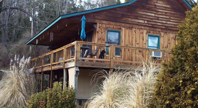 Photo of 83 Younge Ln, Dillsboro, NC 28725