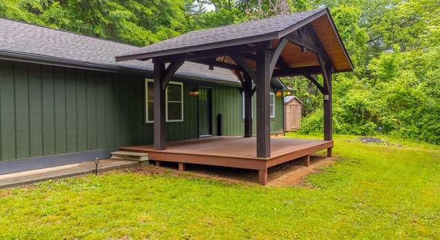 Photo of 16 Arkansas Trl, Cullowhee, NC 28723