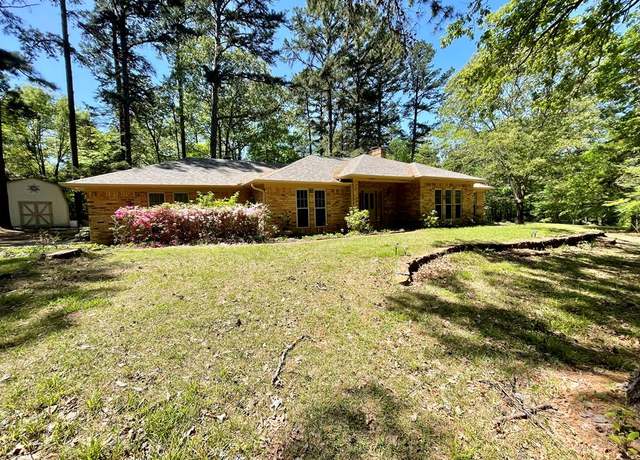 Property at 21062 Hickory Ln, Whitehouse, TX 75951, 3 beds, 2 baths
