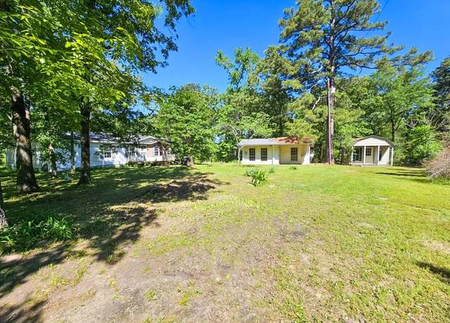 Property at 622 An County Road 4274, Palestine, TX 75803, 4 beds, 2 baths