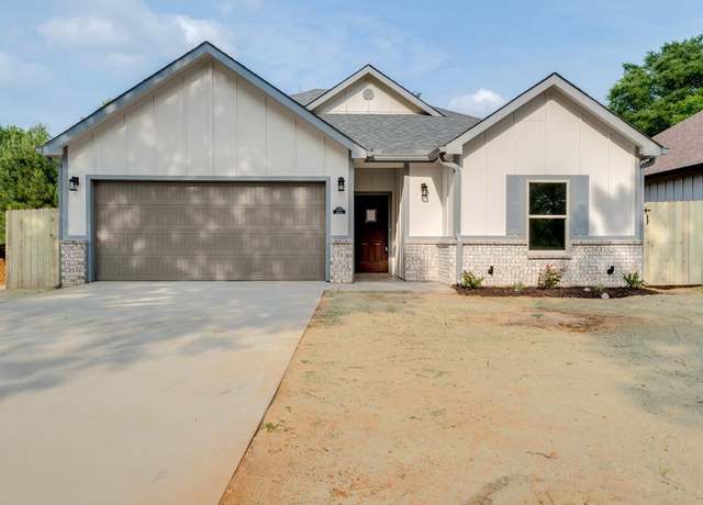 Property at 199 Victory St, Palestine, TX 75801, 3 beds, 2 baths