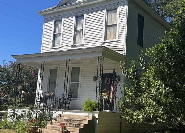 Property at 215 Sycamore St, Palestine, TX 75801, 3 beds, 2 baths