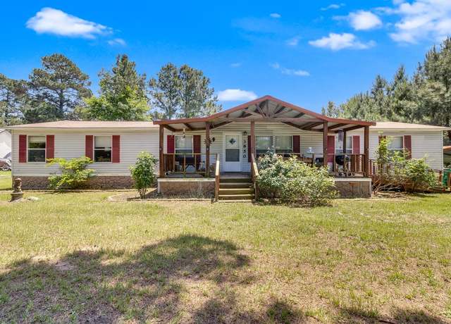 Property at 3850 An County Road 163, Palestine, TX 75801, 3 beds, 2.5 baths