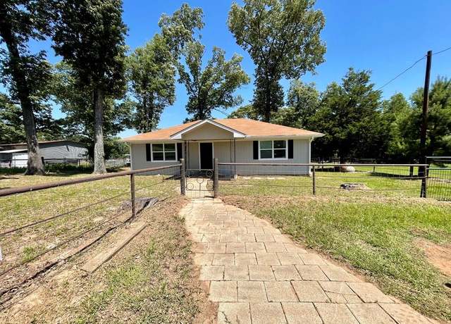 Property at 481 An County Rd 2106, Palestine, TX 75803, 2 beds, 2 baths