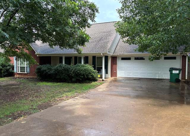 Property at 8532 Fm 315, Palestine, TX 75803, 3 beds, 2.5 baths