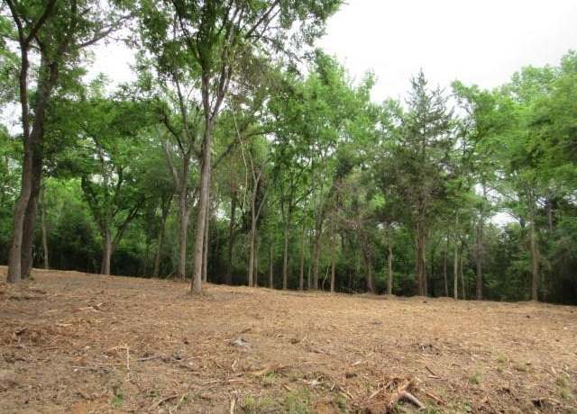 Property at 0 N Queen St, Palestine, TX 75801