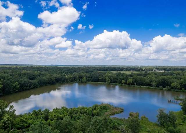 Property at 1509 Park Ave, Palestine, TX 75801, 3 beds, 2 baths
