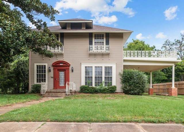 Property at 1026 N Cedar, Palestine, TX 75801, 5 beds, 4 baths