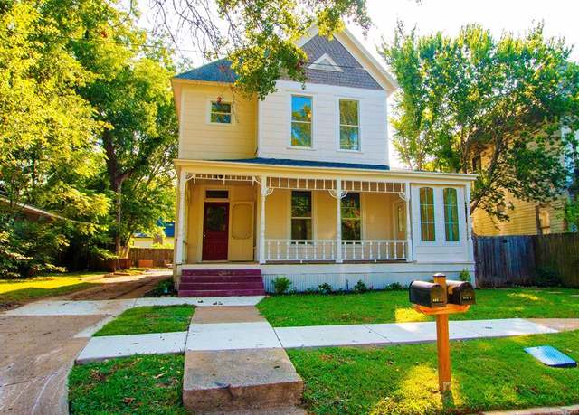 Property at 606 May St, Palestine, TX 75801, 4 beds, 2.5 baths