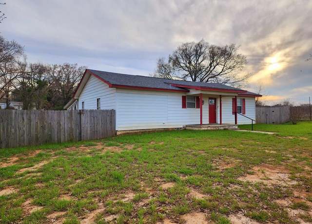 Property at 161 An County Road 422, Palestine, TX 75803, 2 beds, 1 bath