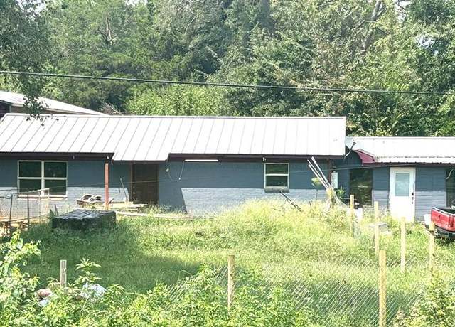 Property at 2609 N Us Hwy 79, Palestine, TX 75801, 2 beds, 1 bath