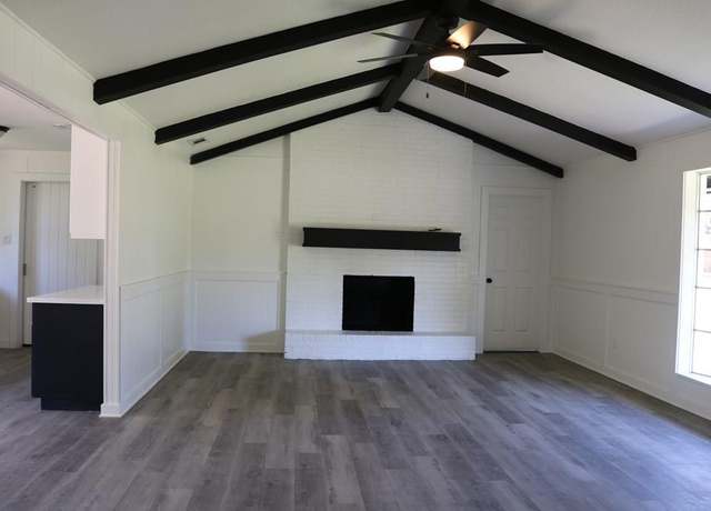 Property at 204 Lilly St, Elkhart, TX 75839, 4 beds, 2 baths