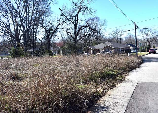 Property at 908 S Royall St, Palestine, TX 75801